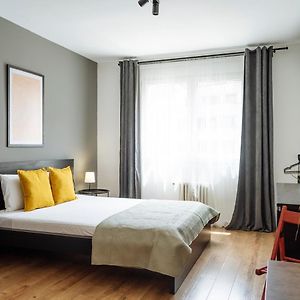 Downtown Friendly Studio