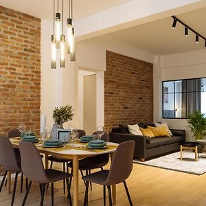 Appartement à 3 Chambres à Coucher