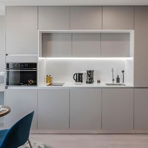 Cine Park Residences By An Island Apart