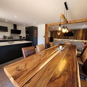 Appartement à 3 Chambres à Coucher