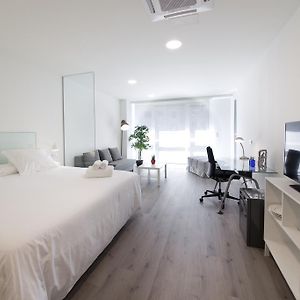 Pension T5 Donostia Suites