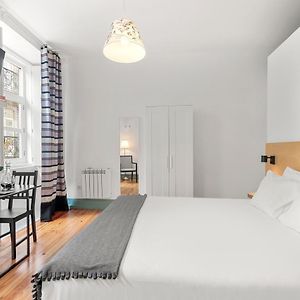 Ox Apartments B Places