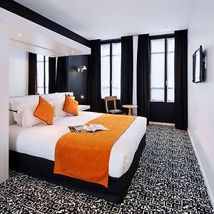 Chambre Accessible aux Personnes à Mobilité Réduite Lit King-Size
