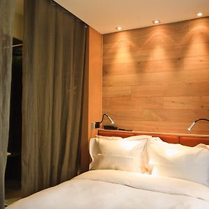 Chambre Adjacente
