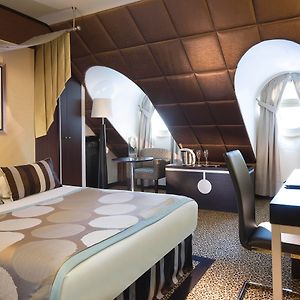 Chambre Confortable Lit King-Size