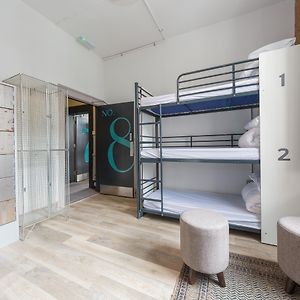 Dormitory Room Mixed