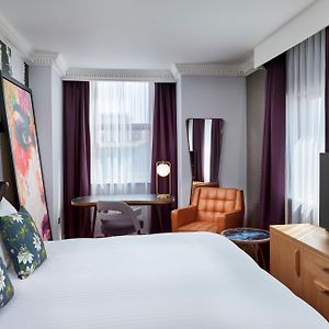 Chambre Exécutive Lit King-Size