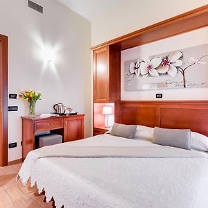 Chambre Standarde Lit Queen-Size