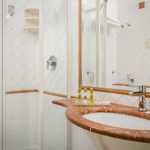 Chambre Standarde Triple