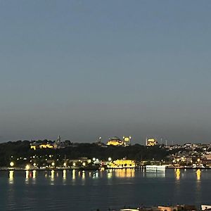 A Million Dollar View In The Heart Of The City