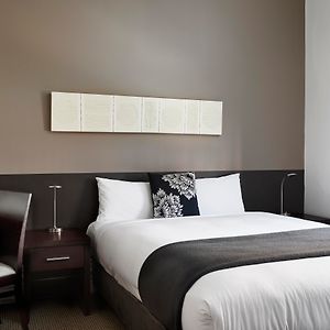Chambre Standarde Lit Queen-Size