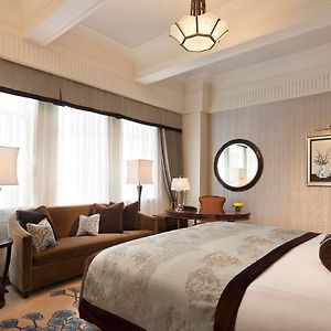 Chambre Exécutive Grand Lit King-Size
