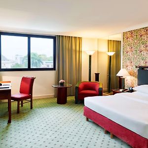 Chambre Hilton de Luxe Lit King-Size