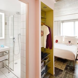Chambre Moyenne Lit King-Size