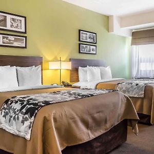 Suite Lit Queen-Size avec Accès aux Personnes Handicapées