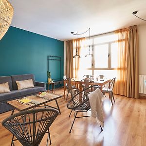 Appartement à 3 Chambres à Coucher