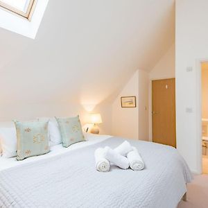 The Loft At Emperor Court By Bloom Stays