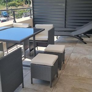Appartement T3 Proche Du Port
