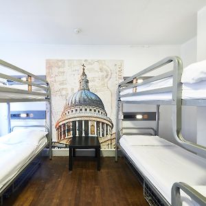 Dormitory Room Mixed