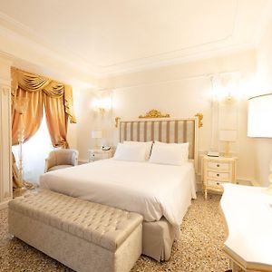 Chambre Supérieure Lit King-Size