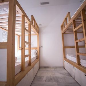 Dormitory Room Mixed