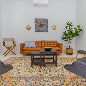 Appartement à 3 Chambres à Coucher
