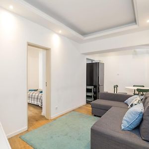 Appartement à 2 Chambres à Coucher