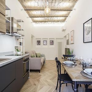 Appartement à 3 Chambres à Coucher