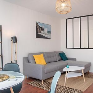 Appartement à 3 Chambres à Coucher