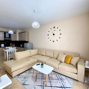 Chlo Apartment 2 Tirana