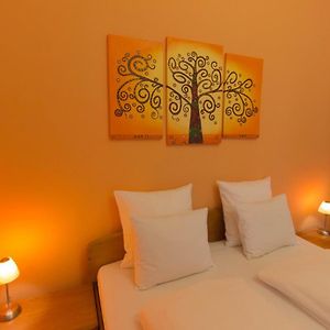 Standard Apartment By Hi5 - Sofie'S Suite