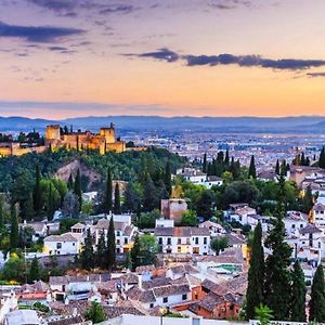 Expoholidays - Granada Centro Elvira Parking Gratis