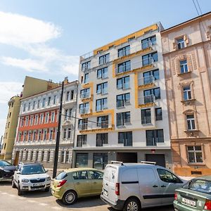 One Bedroom Penthouse Apartment # 82 In The Brand New Building Close To The City Center With Free Parking