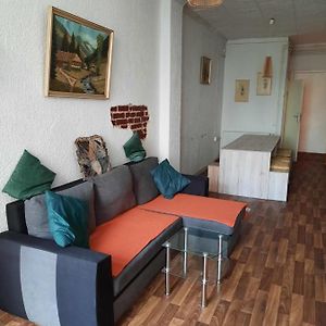 Appartement à 3 Chambres à Coucher