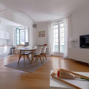 Appartement à 2 Chambres à Coucher