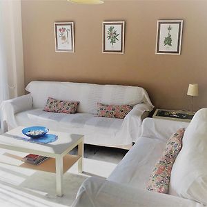 Appartement à 3 Chambres à Coucher