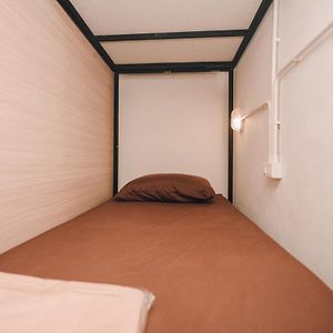Dormitory Room Mixed
