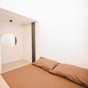 Dormitory Room Mixed