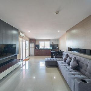 Shiba Guesthouse