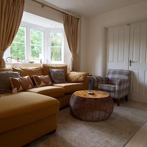 Pass The Keys Well Located Modern 5 Bedroom House