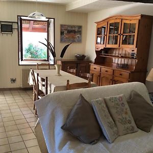 Appartement à 2 Chambres à Coucher