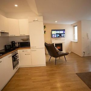 Appartement à 2 Chambres à Coucher