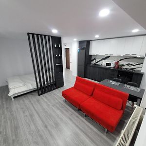 Studio 88