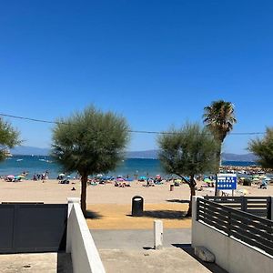 Apartamento En La Playa. Free Parking. Free Wifi