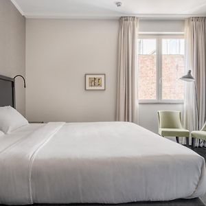 Chambre Moyenne Lit King-Size