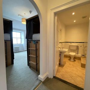 Chambre Juste Pour Femmes Dortoir