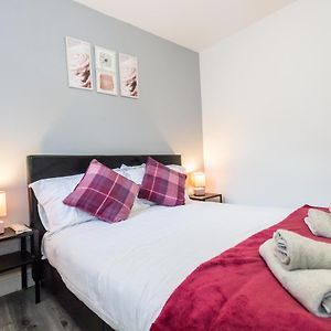 Five Seasons Liverpool City - Modern Studios Near Anfield