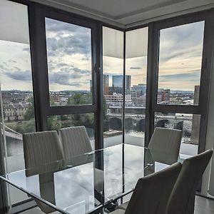 Appartement à 3 Chambres à Coucher