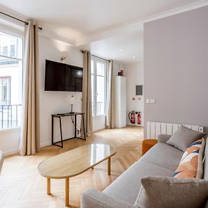 Appartement à 2 Chambres à Coucher