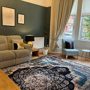 Appartement à 3 Chambres à Coucher